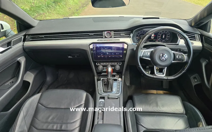 VW Arteon R-Line 2018 Model Sunroof in Kenya for Sale | Magari Deals