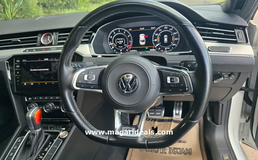 VW Arteon R-Line 2018 Model Sunroof in Kenya for Sale | Magari Deals