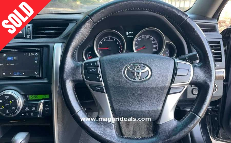 TOYOTA MARK X in Perfect Condition for Sale in Kenya | Magari Deals